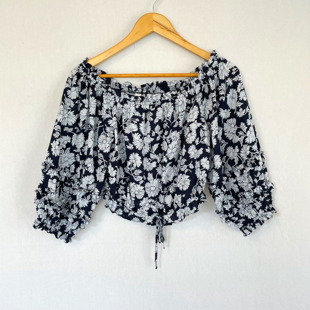 LC Lauren Conrad Women’s Medium Blue Floral Off Shoulder Crop Top